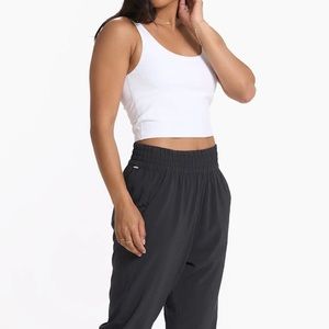 NWT VUORI Daily Crop Tank Size S